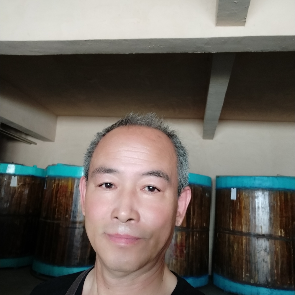 忧郁方蘩藜的照片