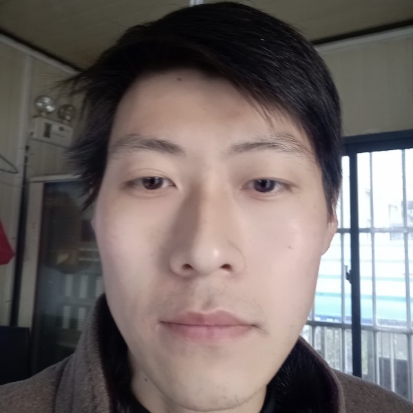 革命中的小八路的照片