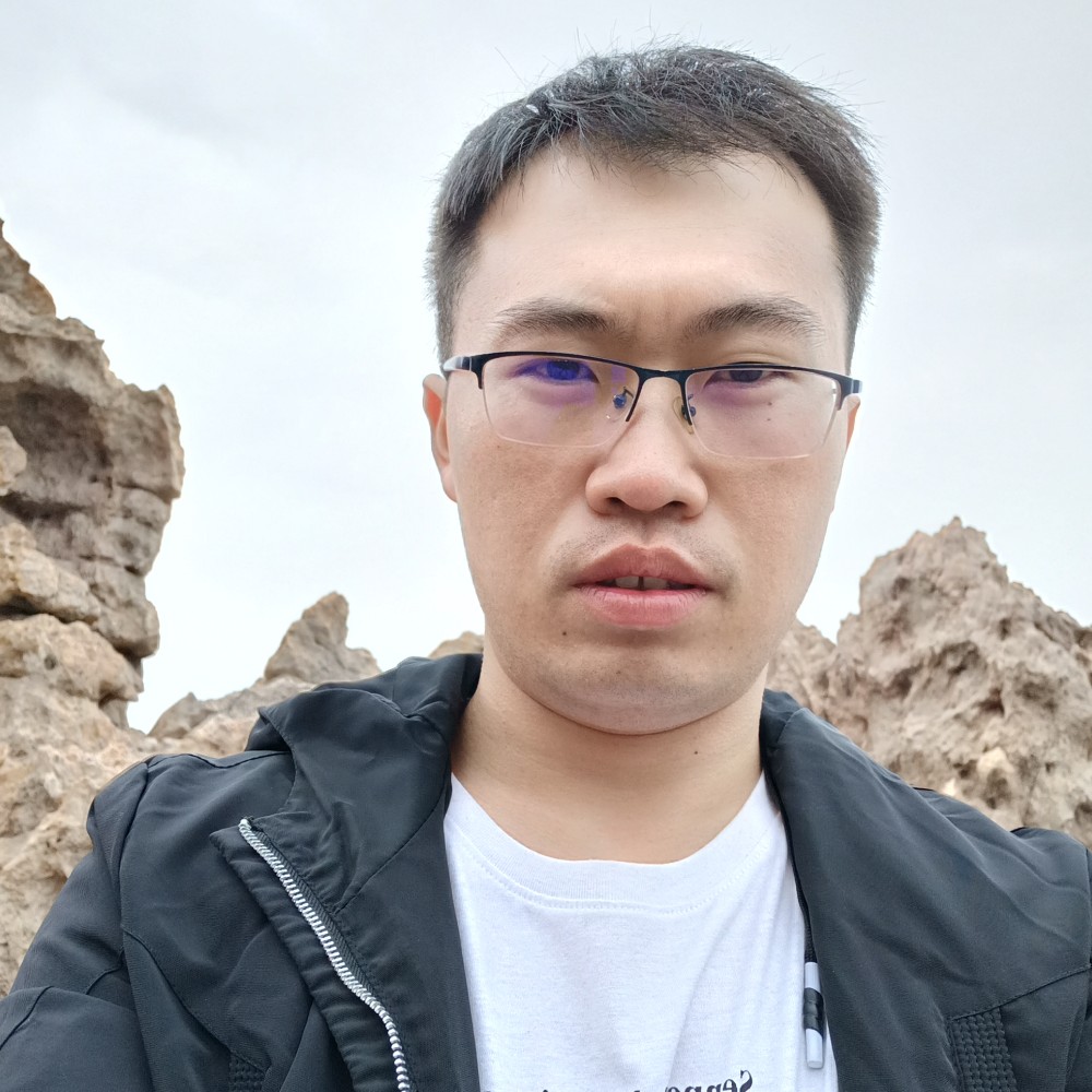 狂奔的蜗牛骑士的照片