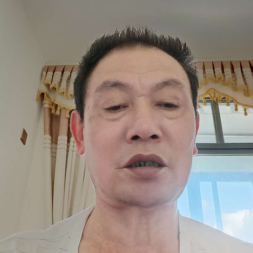 自行车等于辛勤的照片