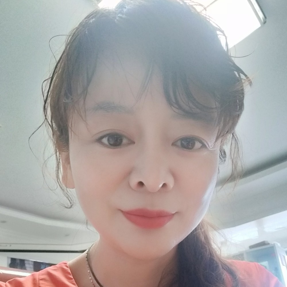 丹妮雅的照片