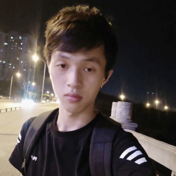 小～邱的照片