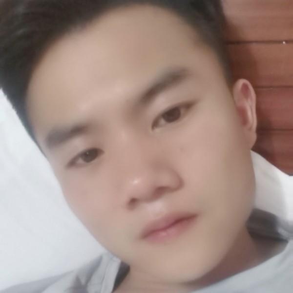 高贵踢若溪的照片