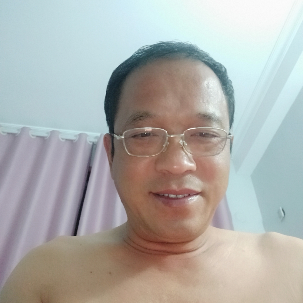 512512的照片