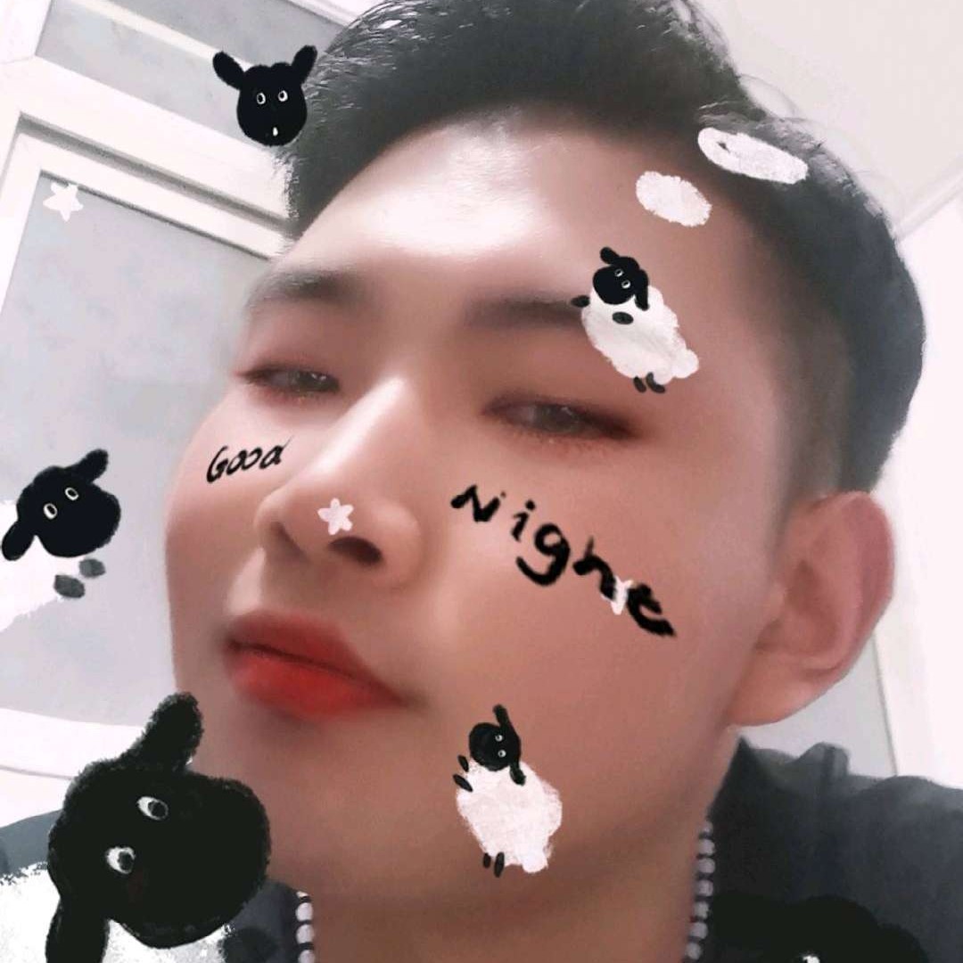 默默与板凳的照片