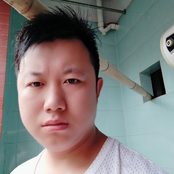 奋斗，向钱进的照片