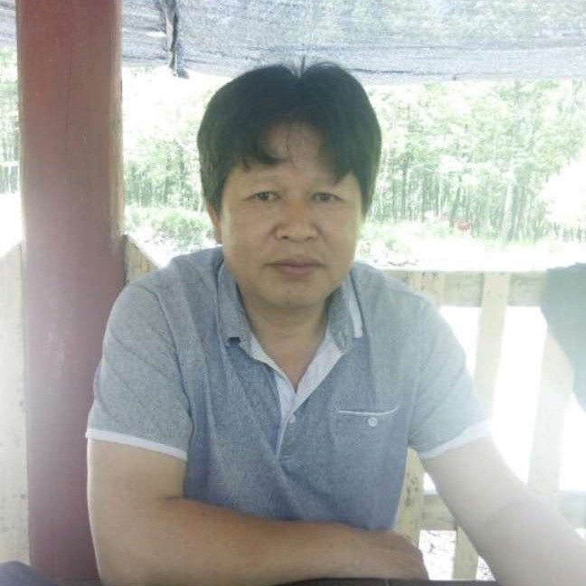 滑板迎潇洒的照片