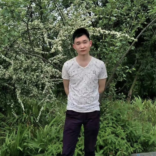 花卷踢潇洒的照片