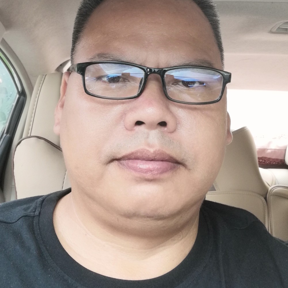 黙格的照片