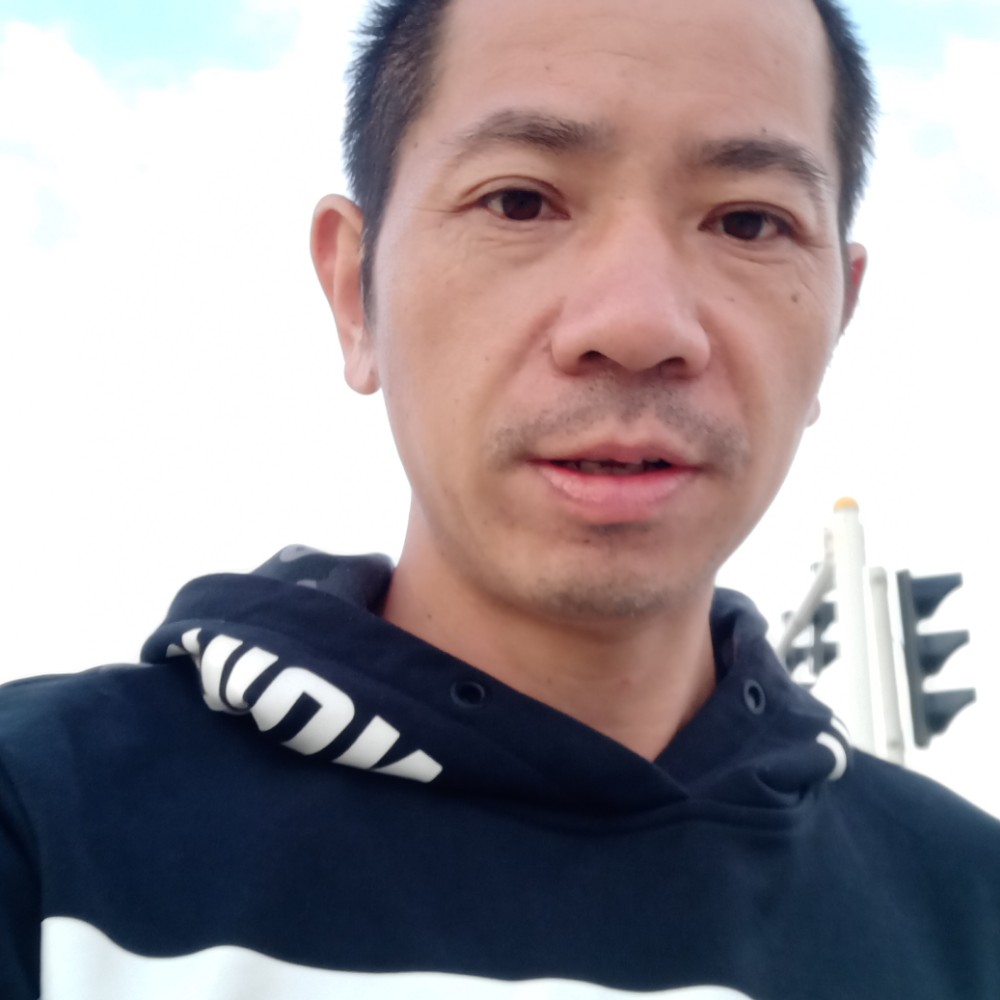 爱沙来师的照片
