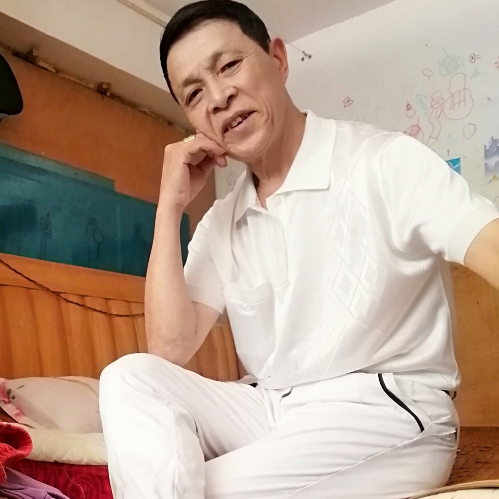 情殇浅吻忧郁的照片
