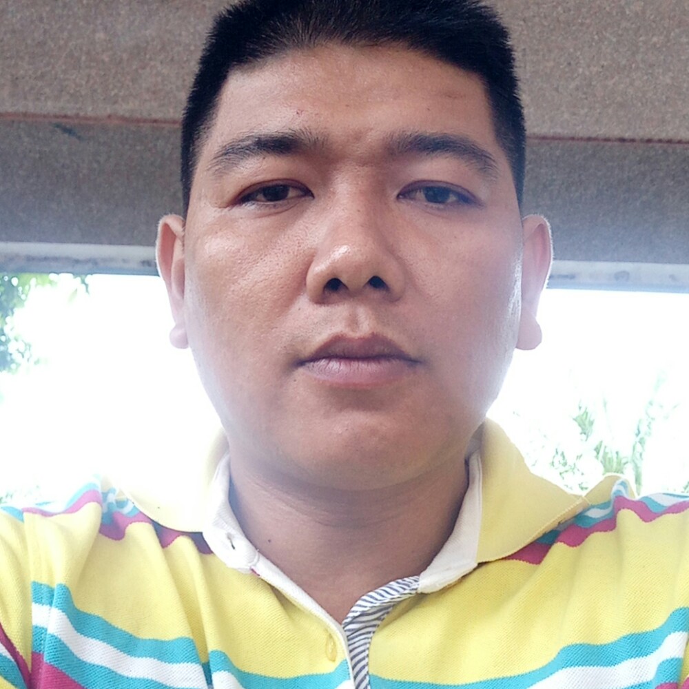 阿小龙的照片