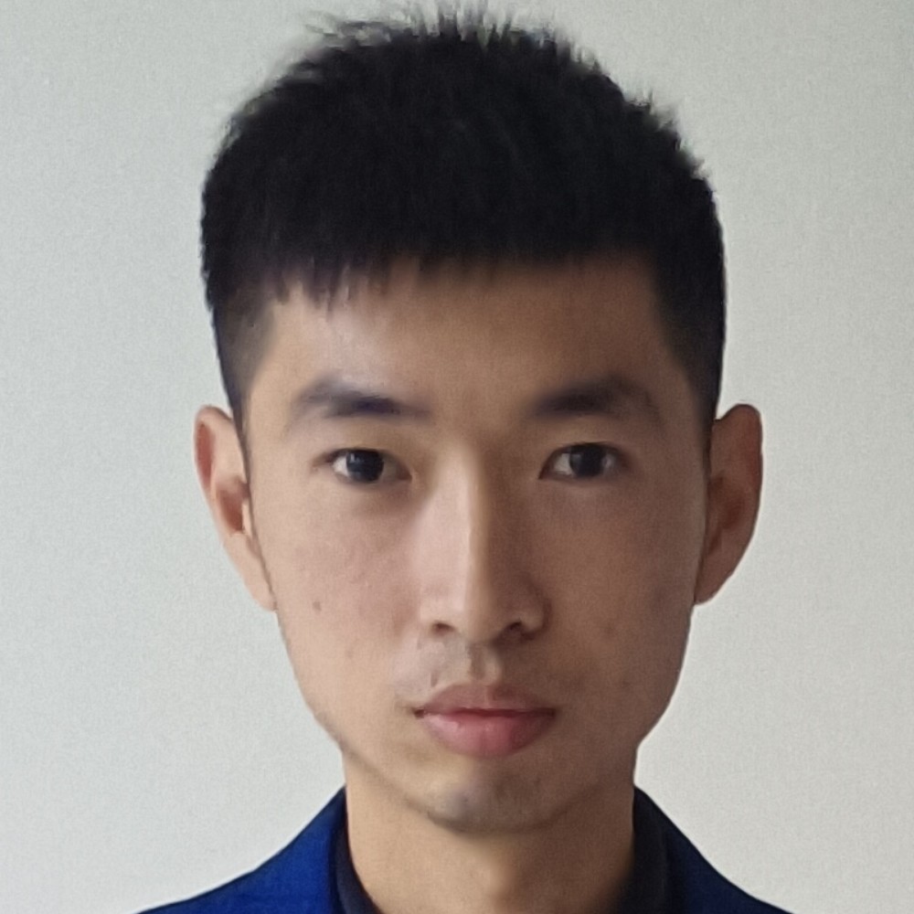 阿伟小哥哥的照片
