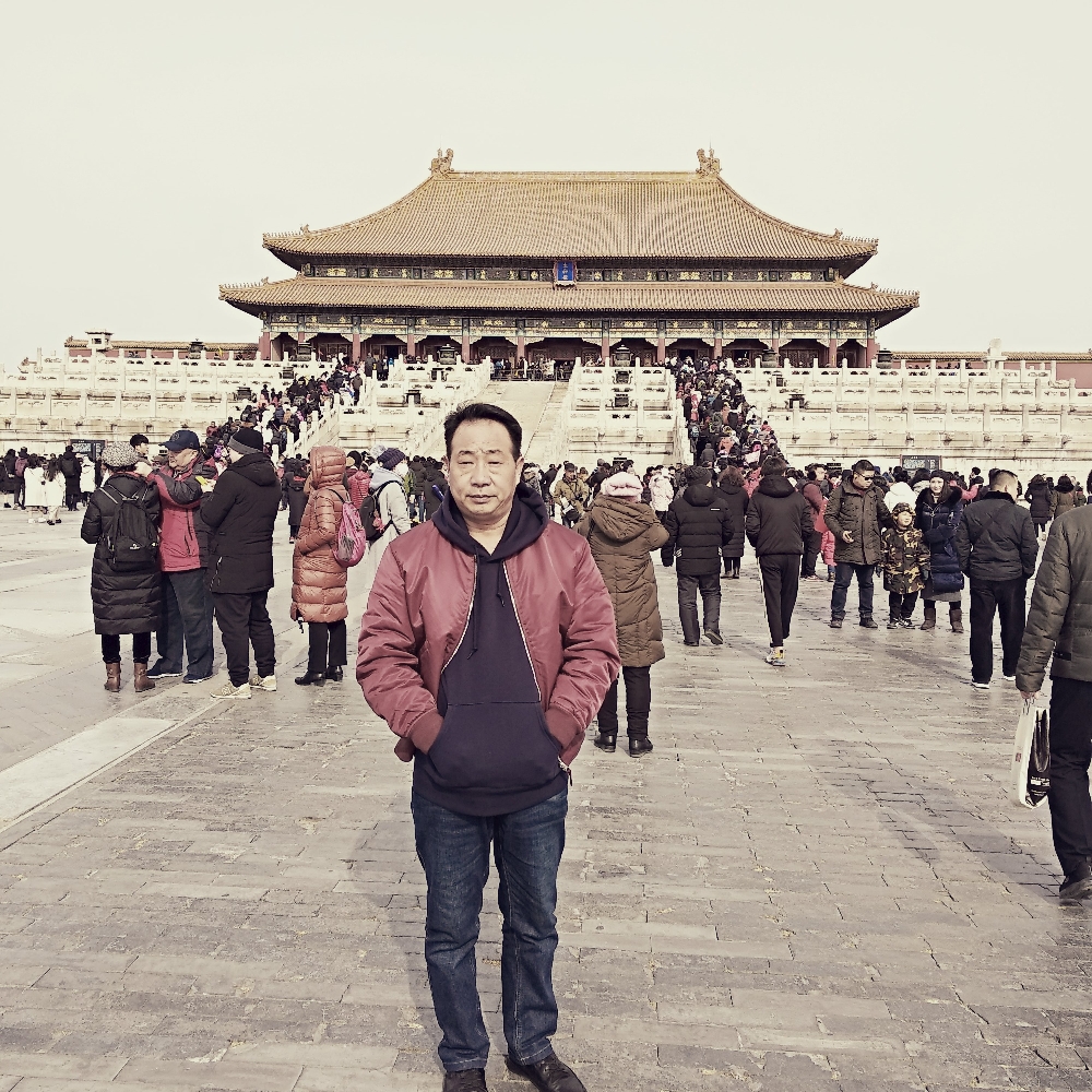 真心找伴，共度余的照片