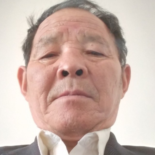 秋月帅气的照片