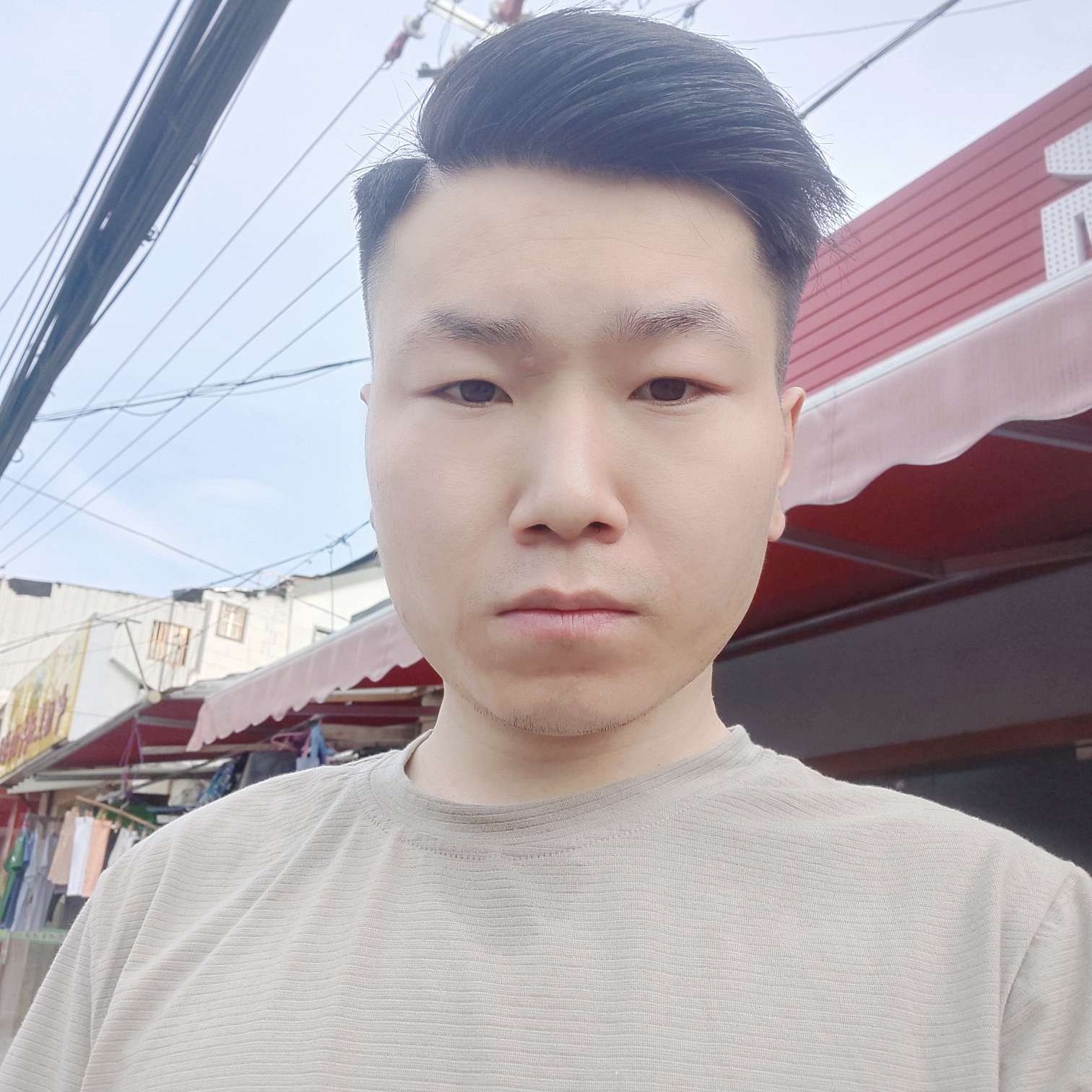 微凉回眸犹豫的照片