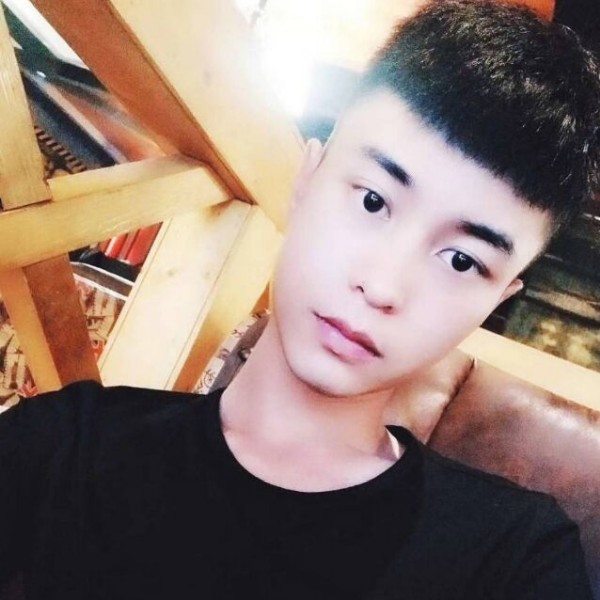 Ares7y的照片