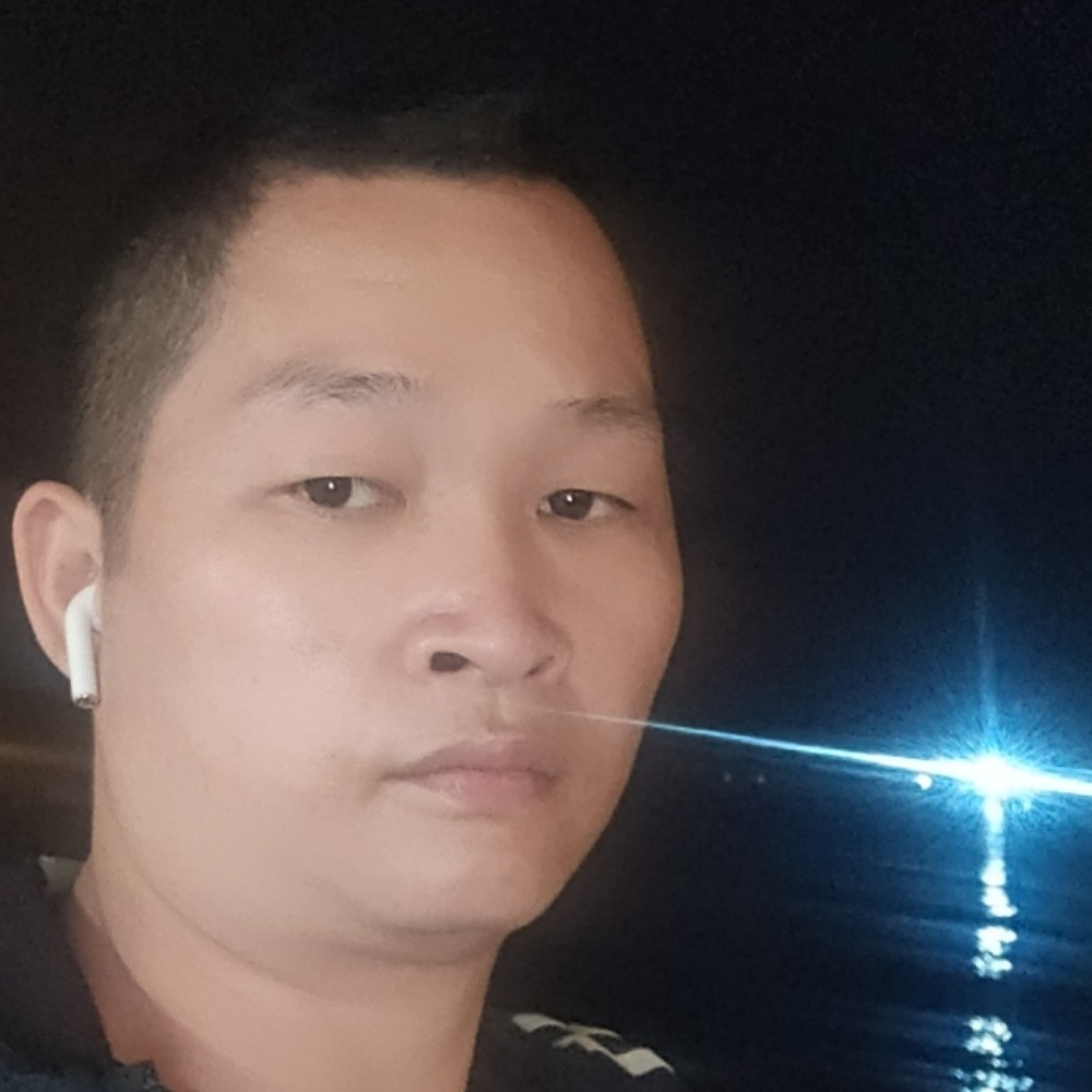 黄荣全的照片