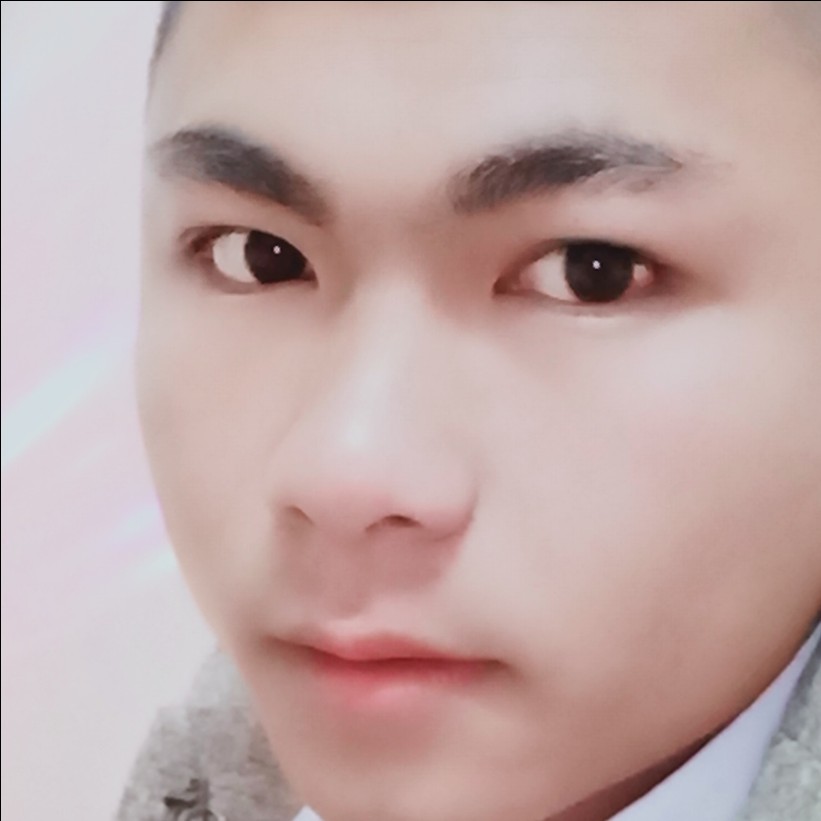 勤恳大米的照片
