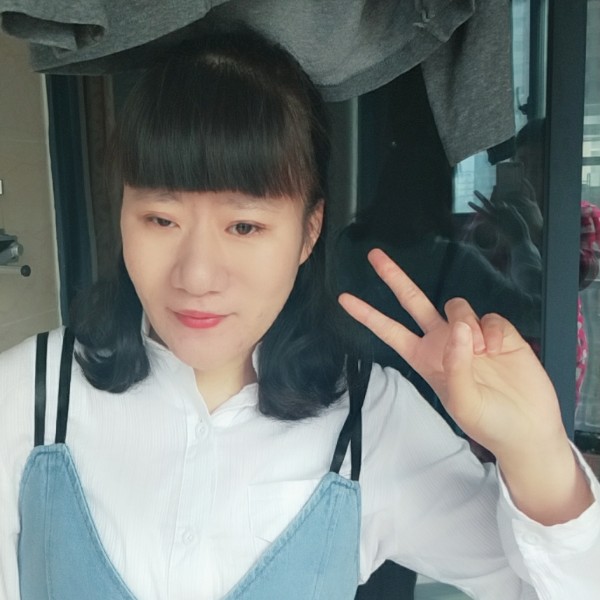 青栀自由的照片