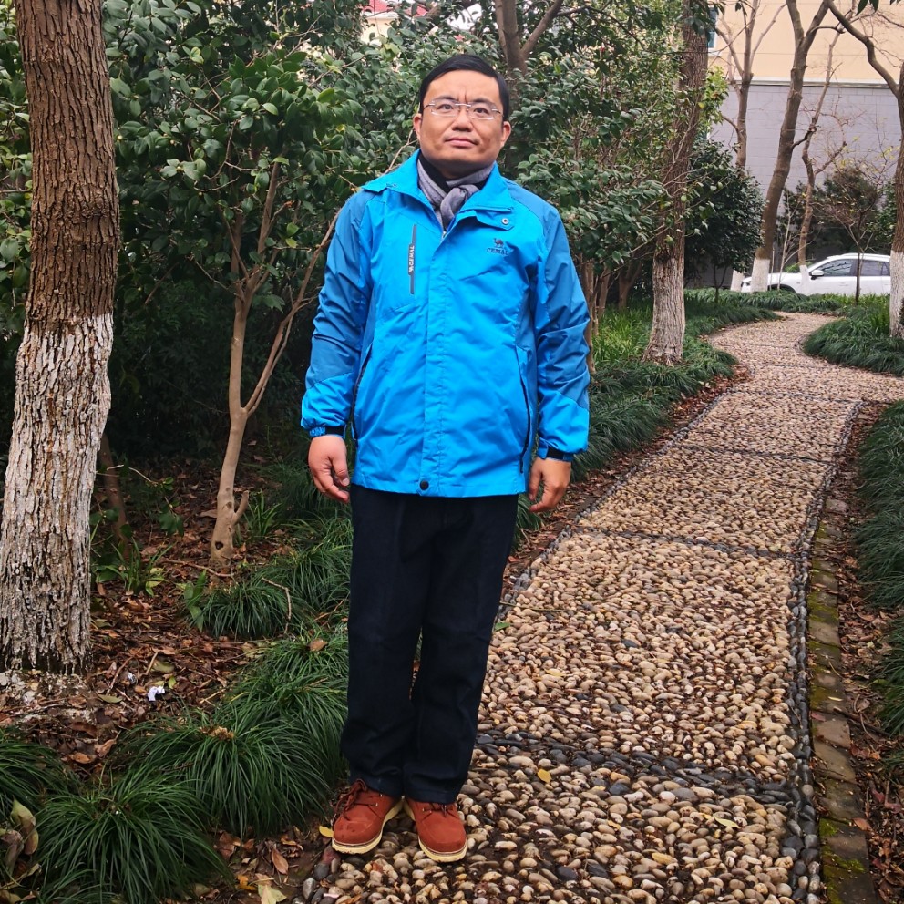 生动孤心的照片