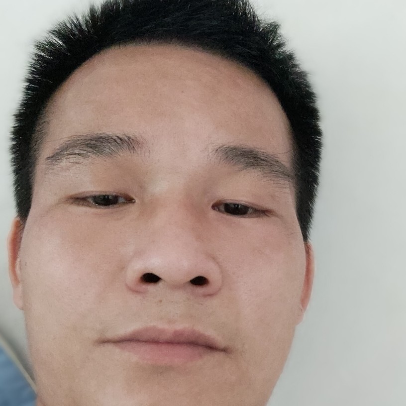 还能爱上一个她吗的照片