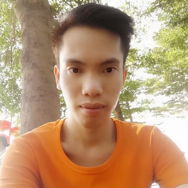 浅吻落拓的照片