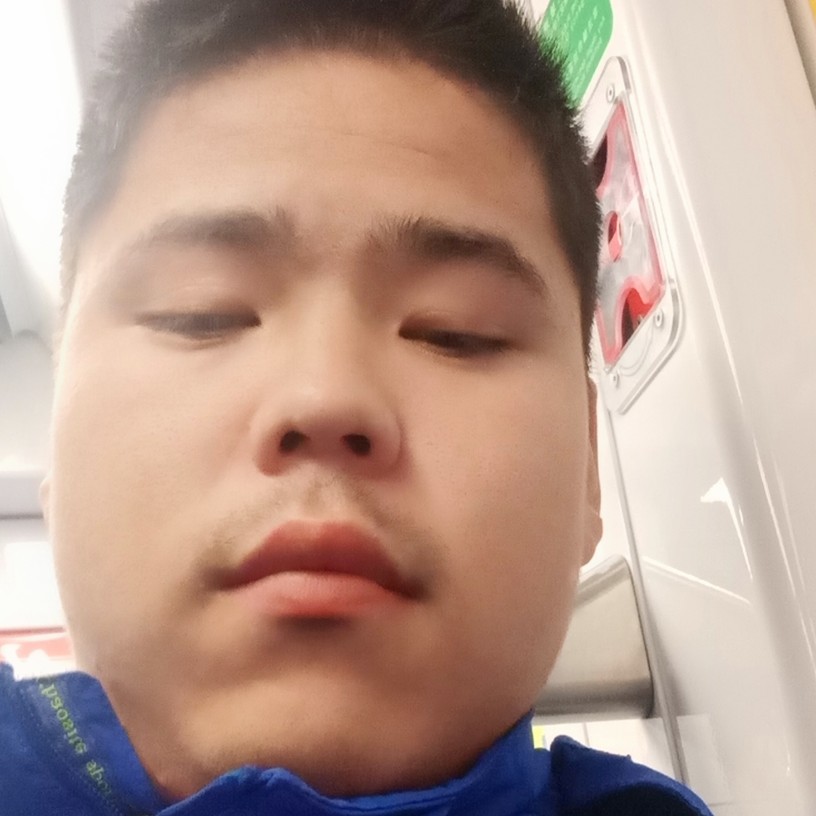 张祭献的照片