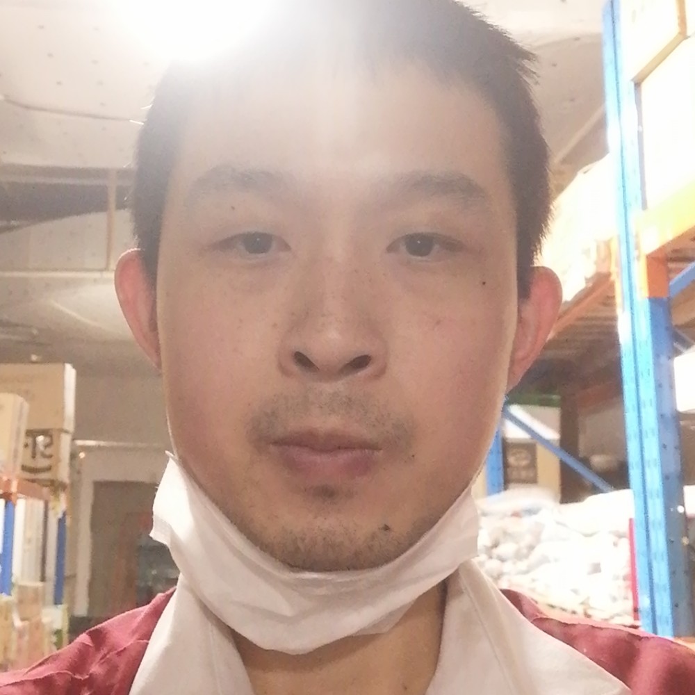 青岛黄海青港足球的照片