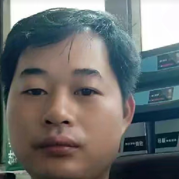 钟桄军的照片