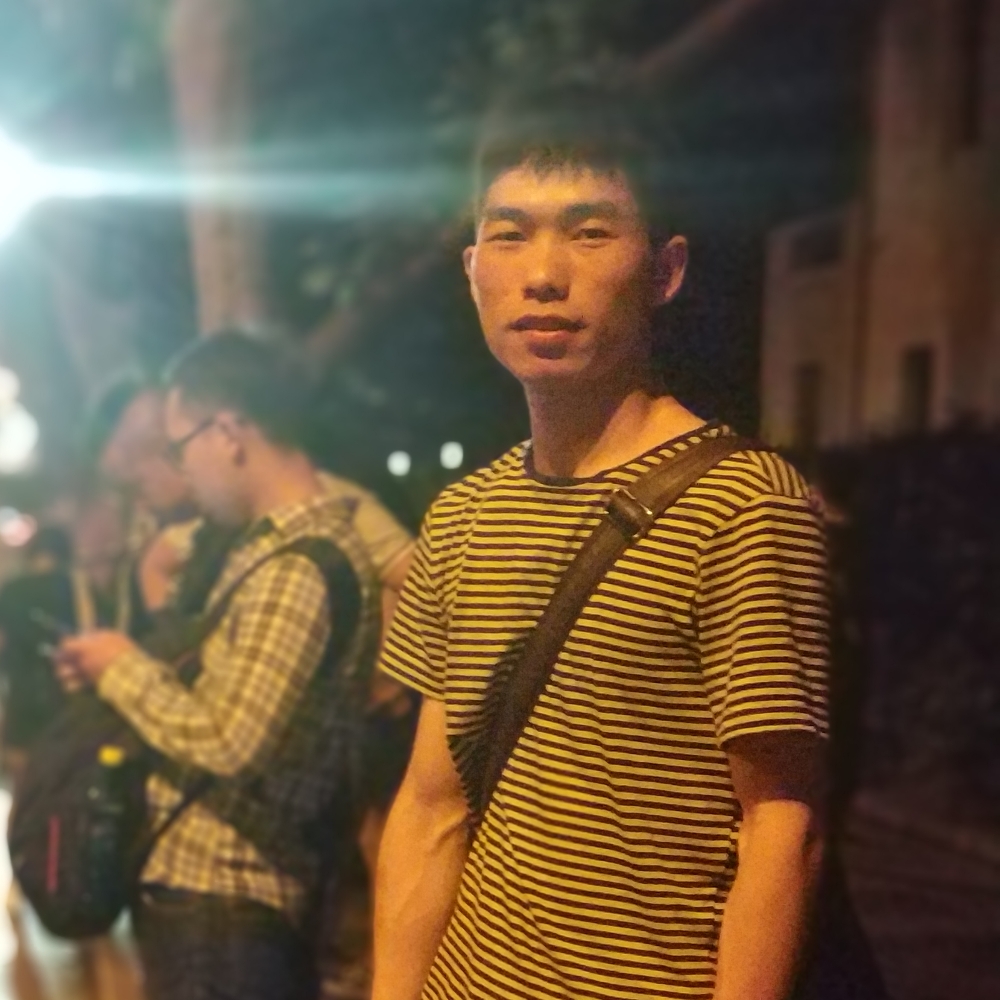 勇奇的照片