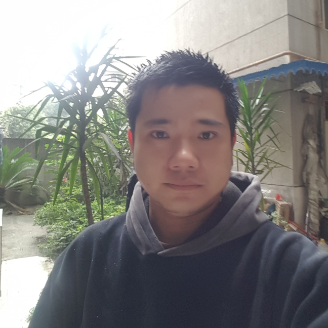 俊逸笑心情的照片