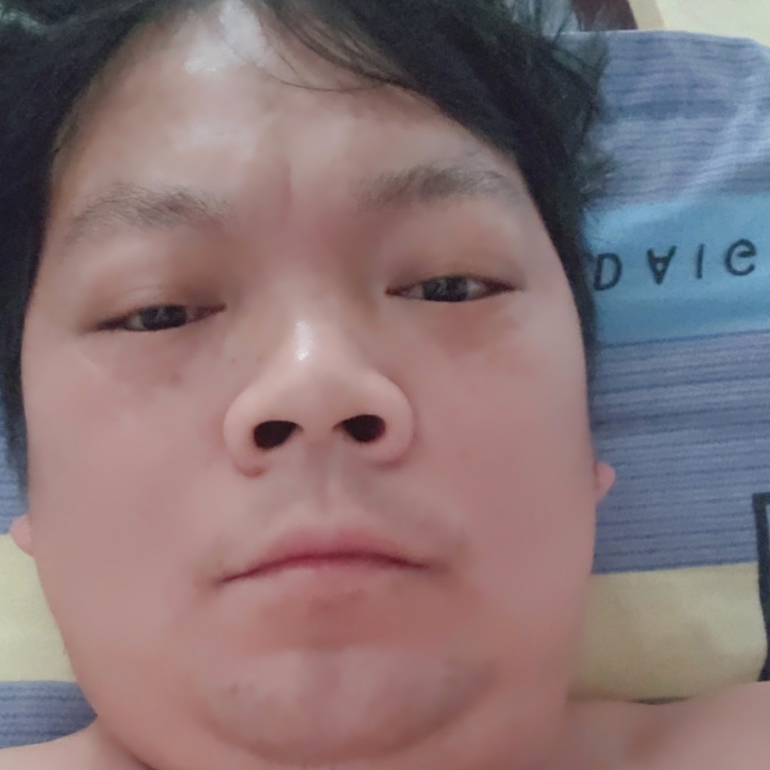 老虎打还单身的照片