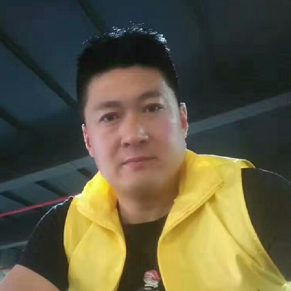 十指相扣终身伴侣的照片