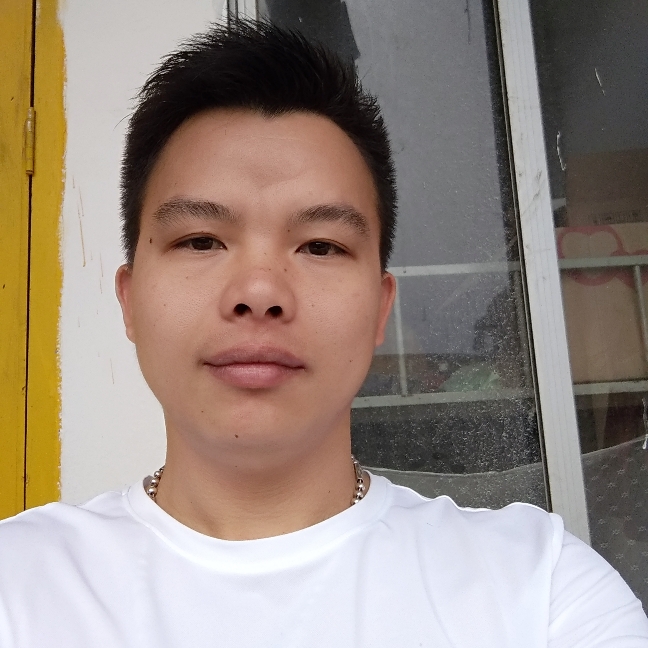 荣仲的照片
