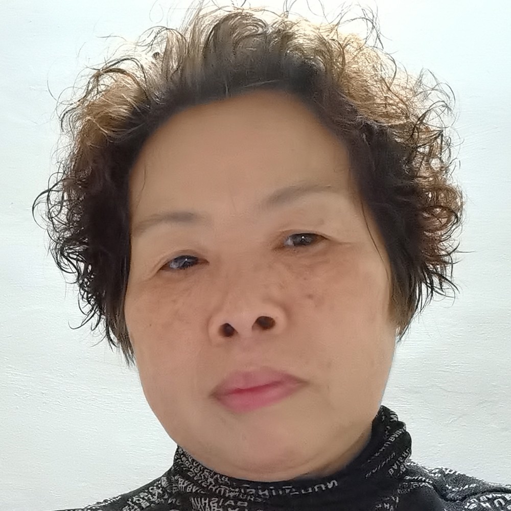 灵巧漫步凉城的照片