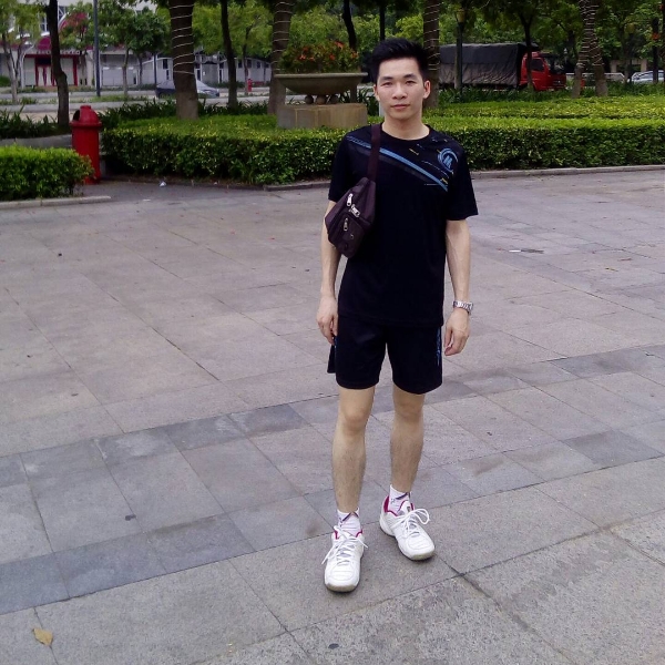 痴情爱恋钢铁侠的照片
