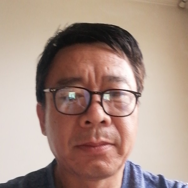 矮小网络二当家的照片