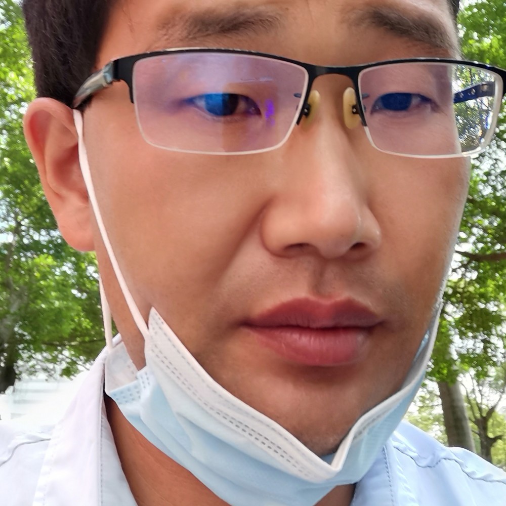 洁净那琉璃的照片