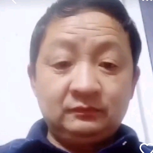 石头拾忆勤劳的照片