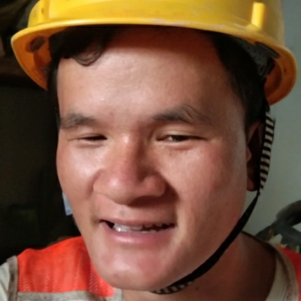 李贵校的照片