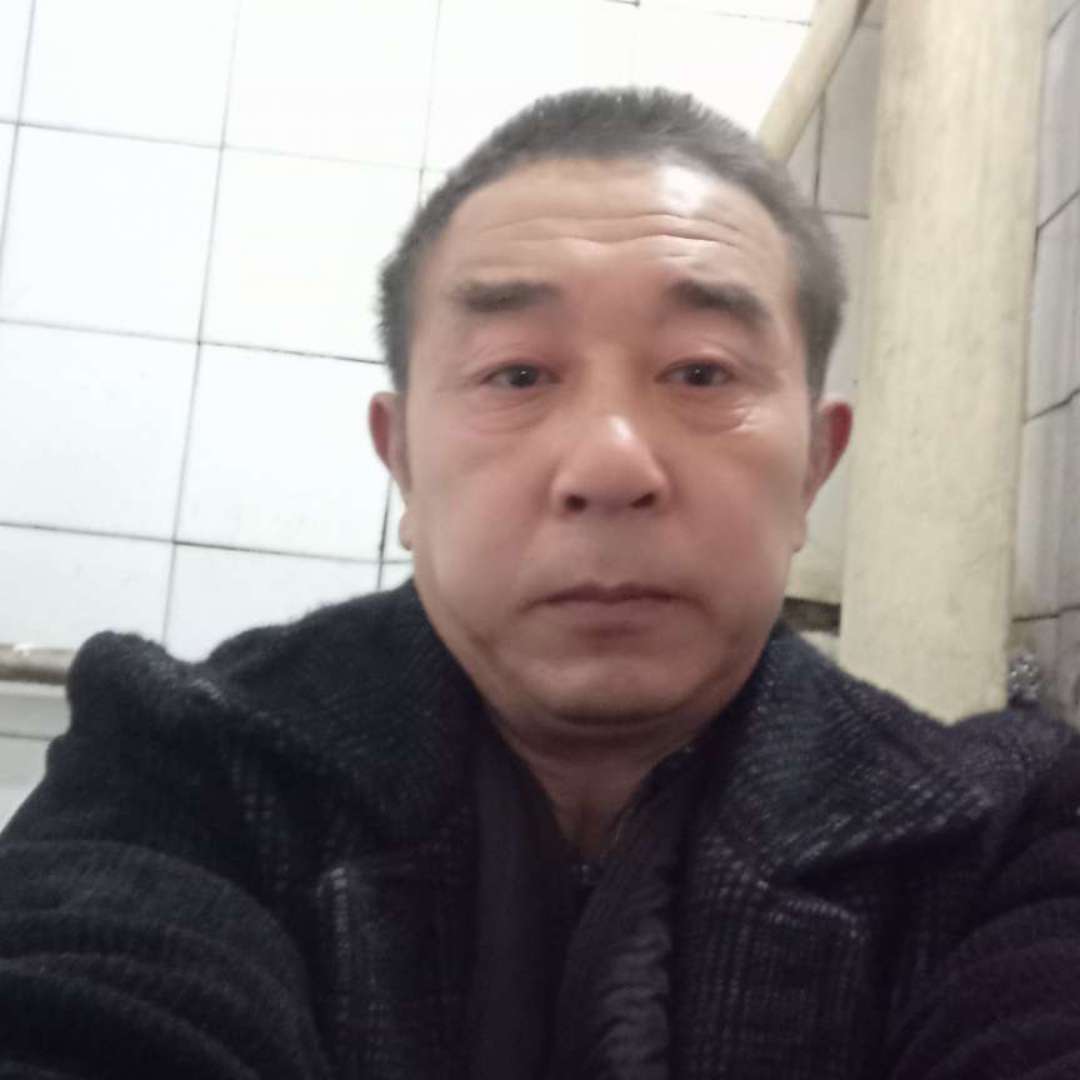 执着给蝶衣的照片
