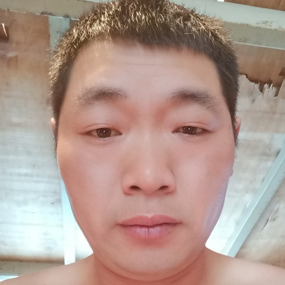 无垠爱恋黑夜的照片