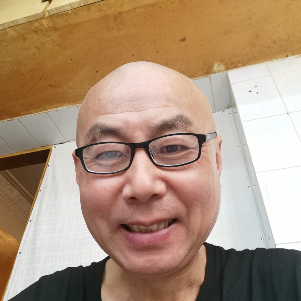 成功的金玉的照片