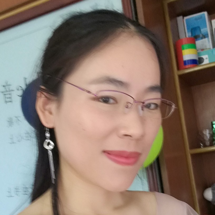 微凉邂逅精明的照片