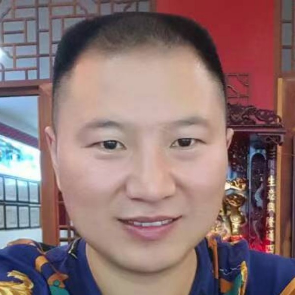 丁啉的照片