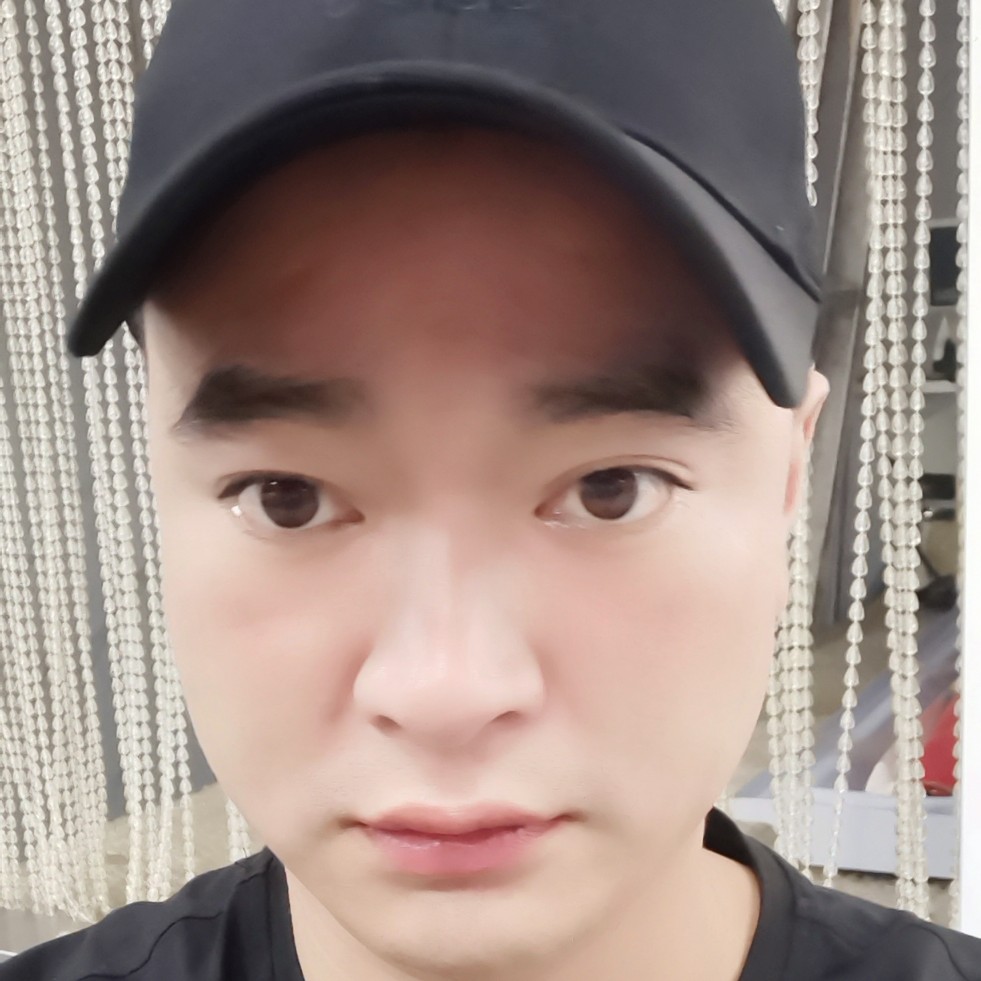 冬日漫步翩飞的照片