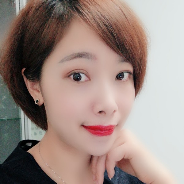 贾静婷的照片