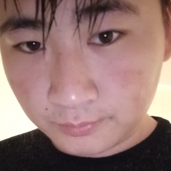 c青年的照片