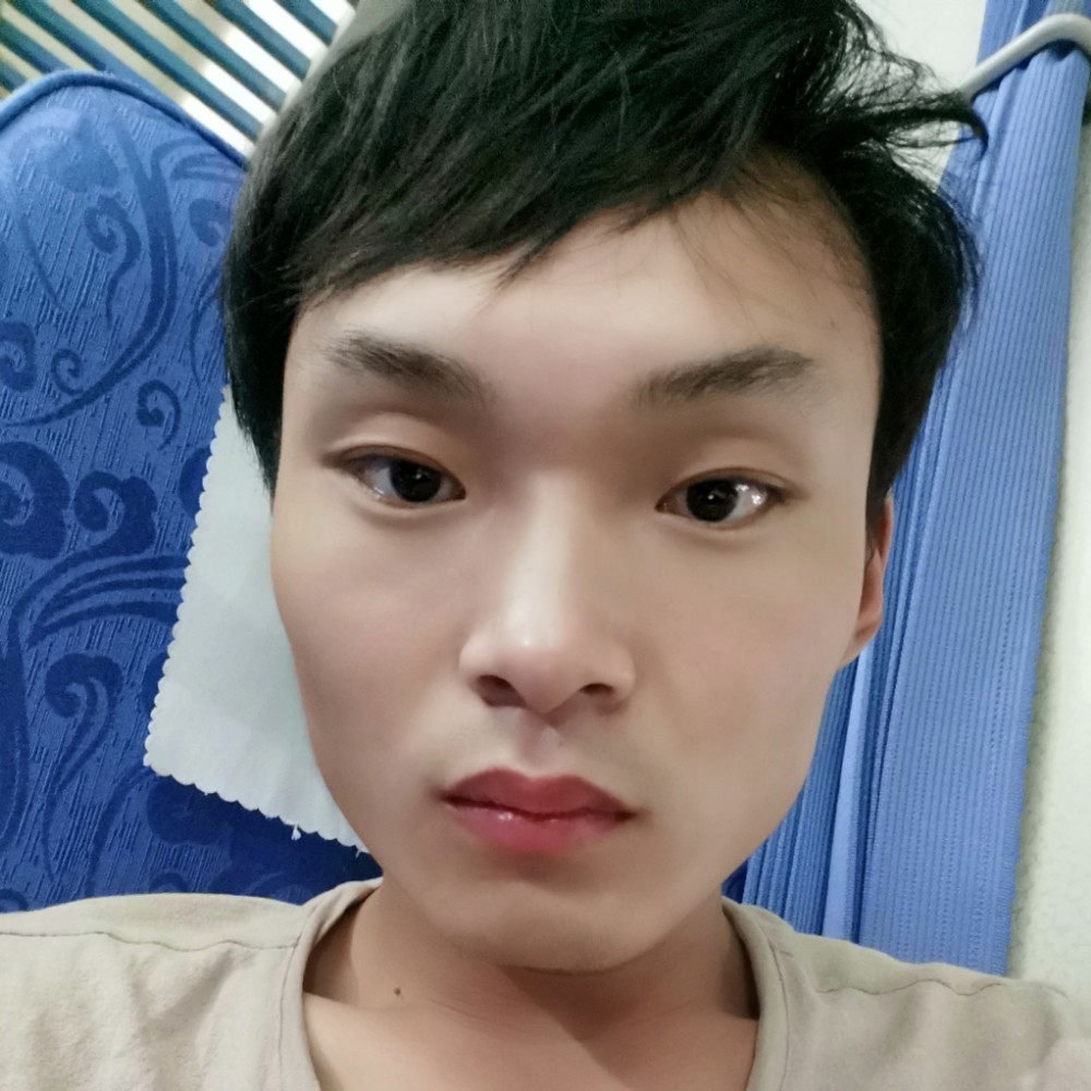 苗条和期待的照片